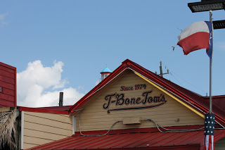 T-Bone Tom’s – Diners, Drive-ins & Dives