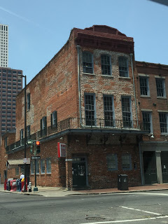 Mother’s in New Orleans, Historic Dining