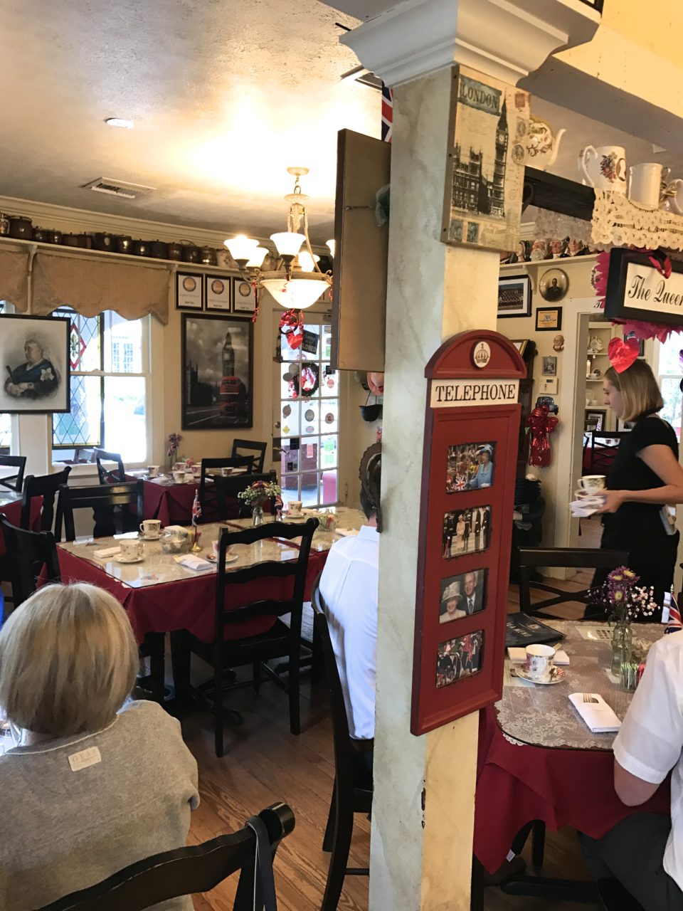 The English Tea Room & Eatery, Covington LA DA' STYLISH FOODIE