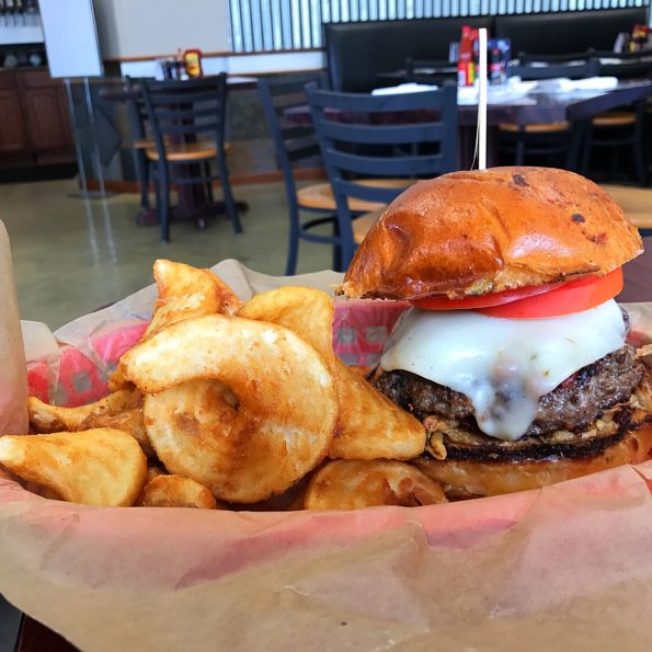 Mandez's Seafood Bar & Grill DA' STYLISH FOODIE