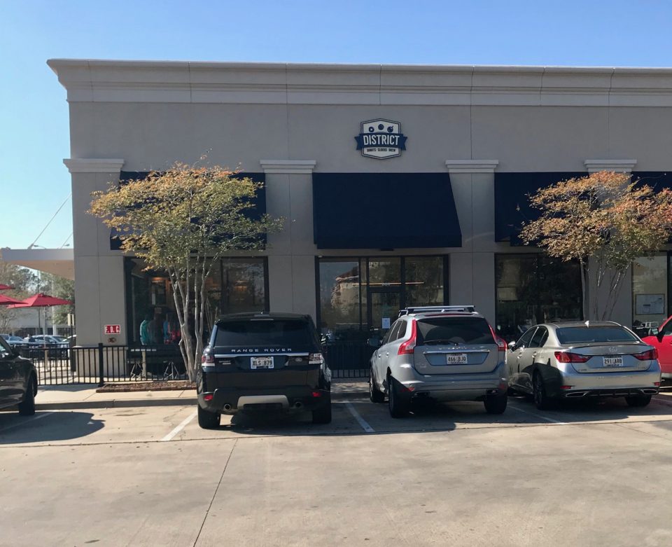 District Donuts, Sliders & Brews Baton Rouge DA' STYLISH FOODIE