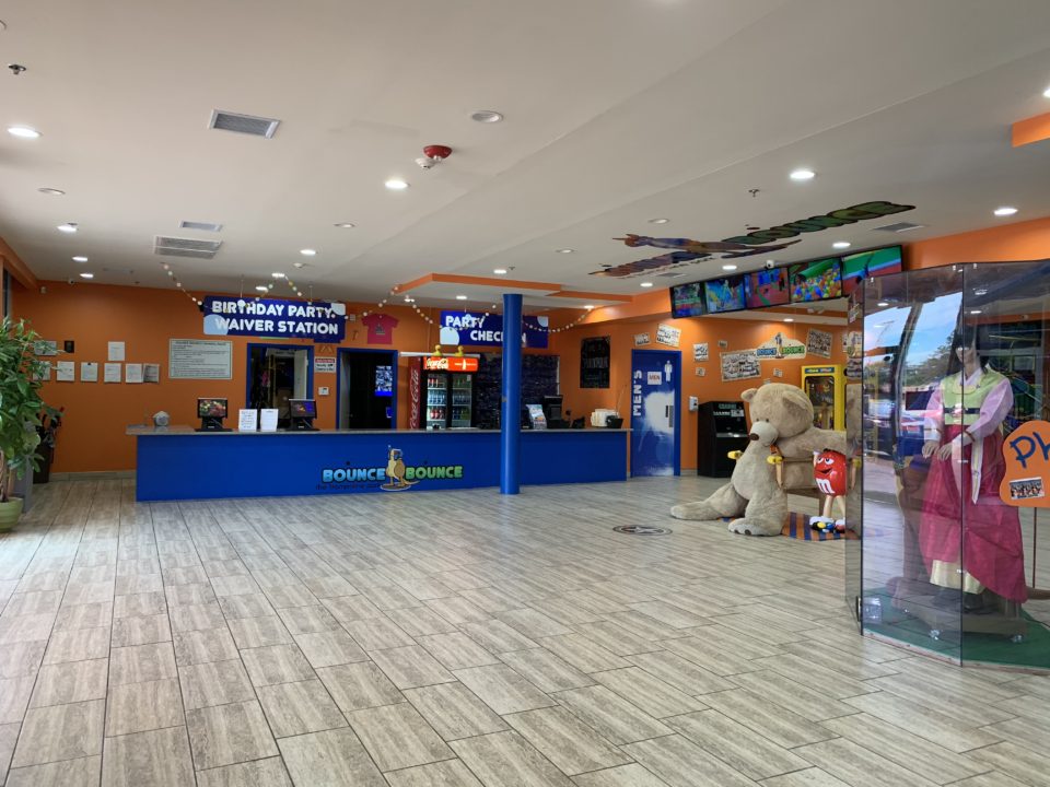 Bounce Bounce Trampoline Park DA' STYLISH FOODIE