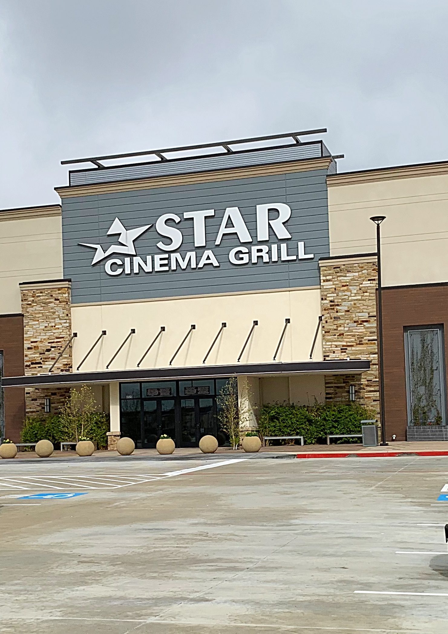 Star Cinema Grill Cypress DA' STYLISH FOODIE