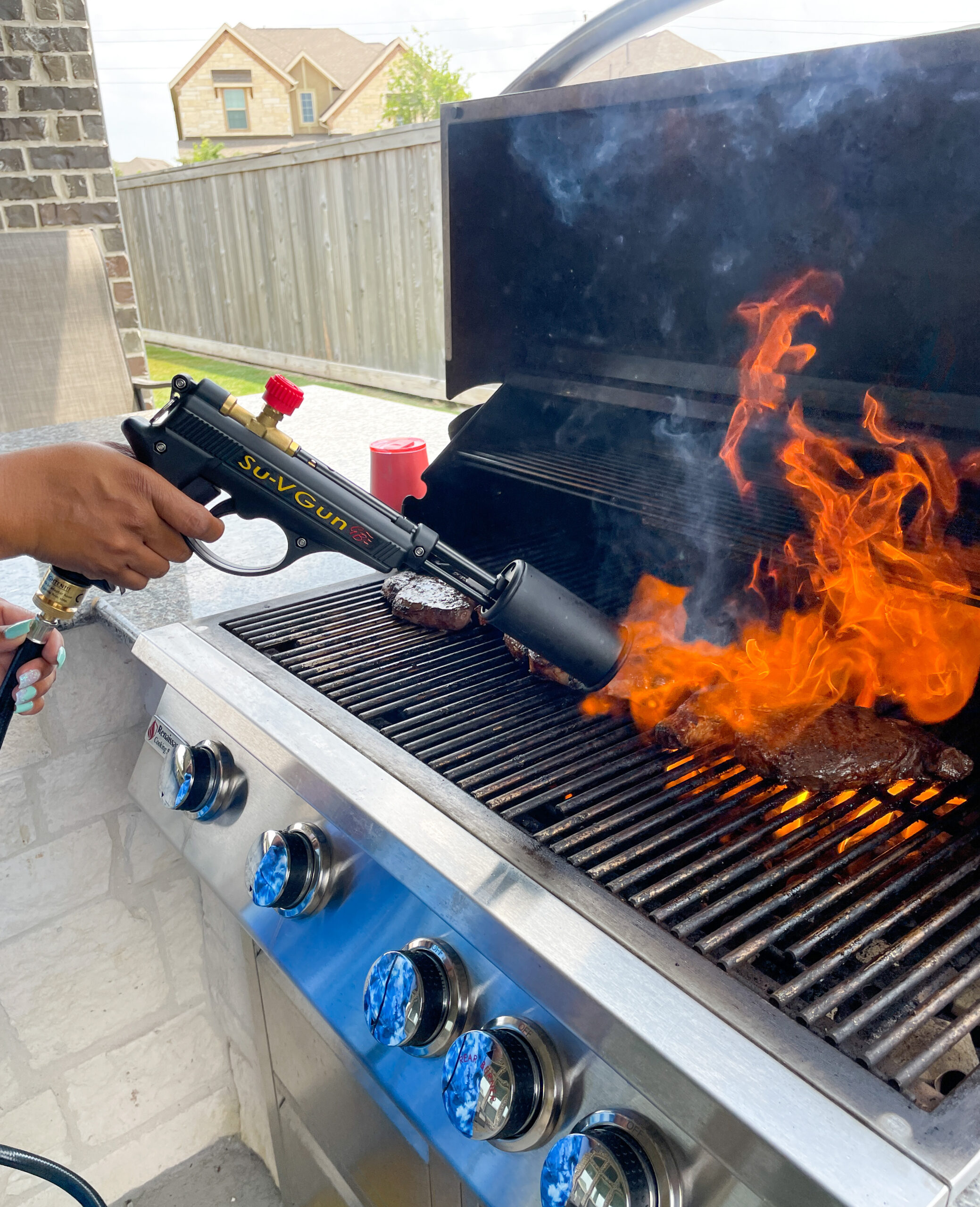 The GrillGun vs The Su-VGun in Lighting a Grill and Searing Meat 